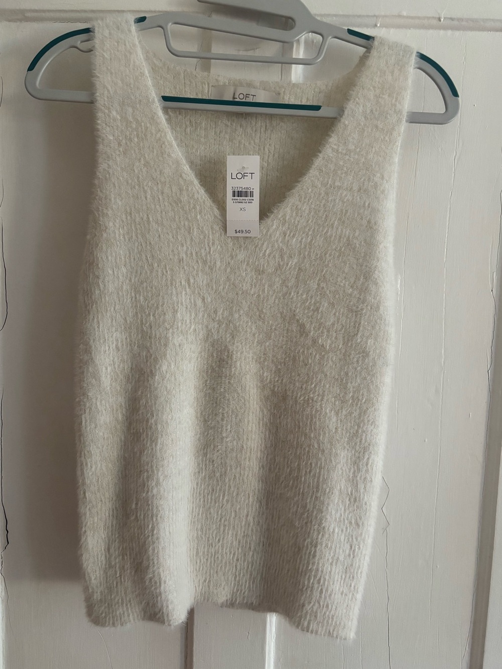LOFT Cream V-Neck Knit Tank